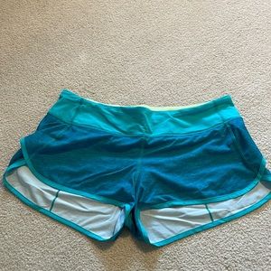 lululemon speed shorts - 2.5” inseam - size 10